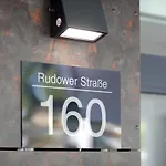 M-pire ホテル ベルリン