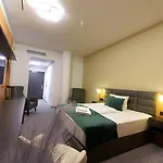 M-pire 4* ベルリン